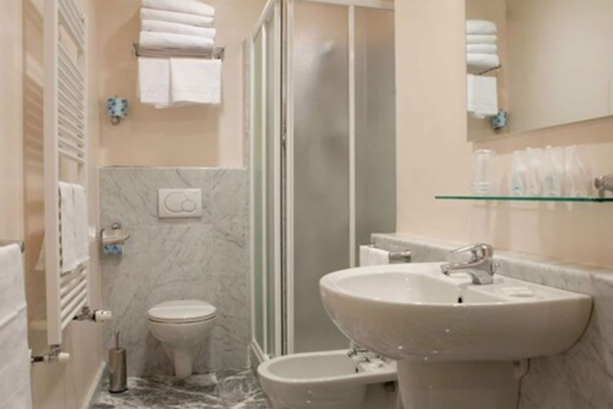 Hotel & Residence Torino Centro - Stazione Porta Susa Екстериор снимка