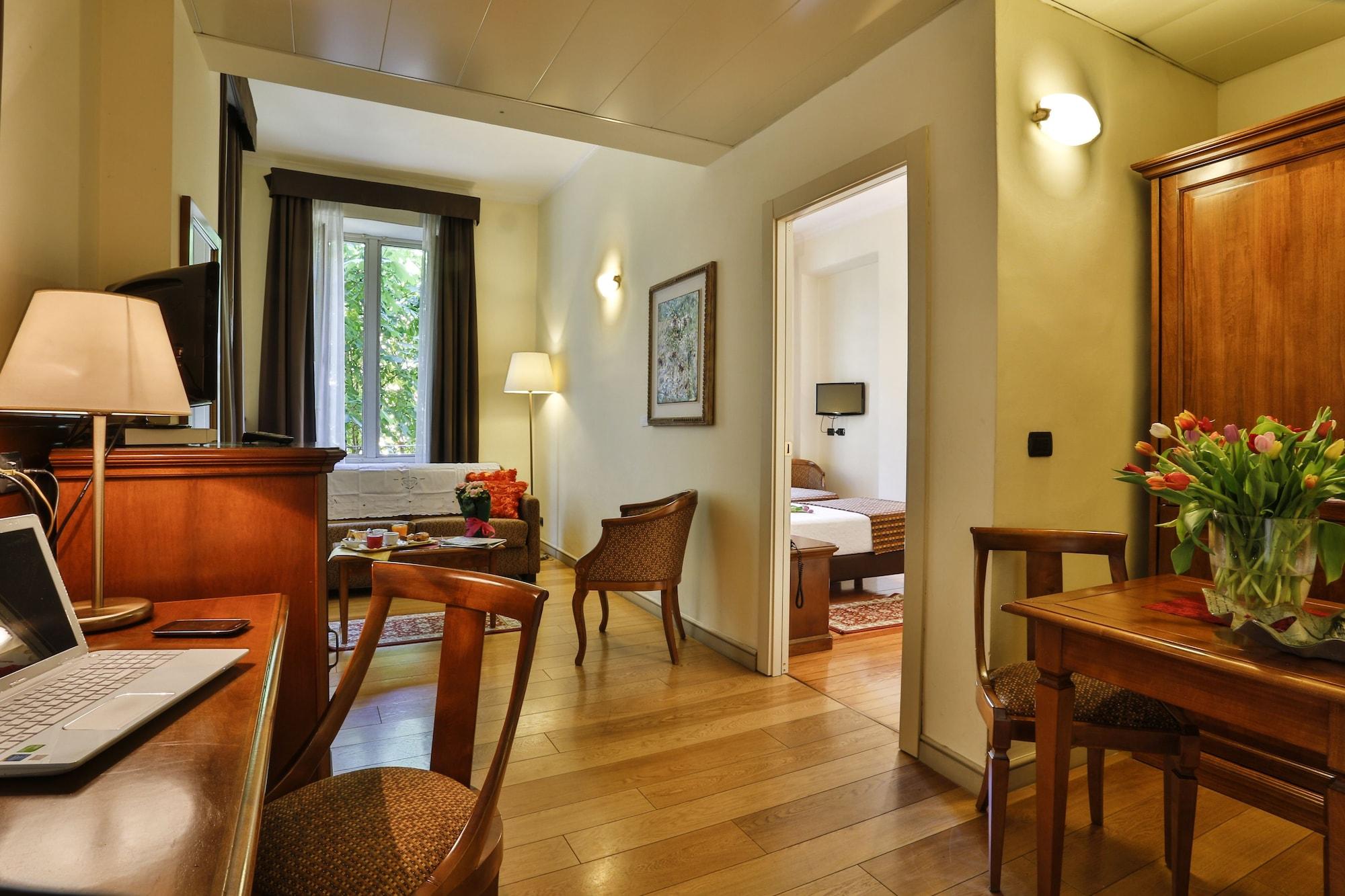 Hotel & Residence Torino Centro - Stazione Porta Susa Екстериор снимка