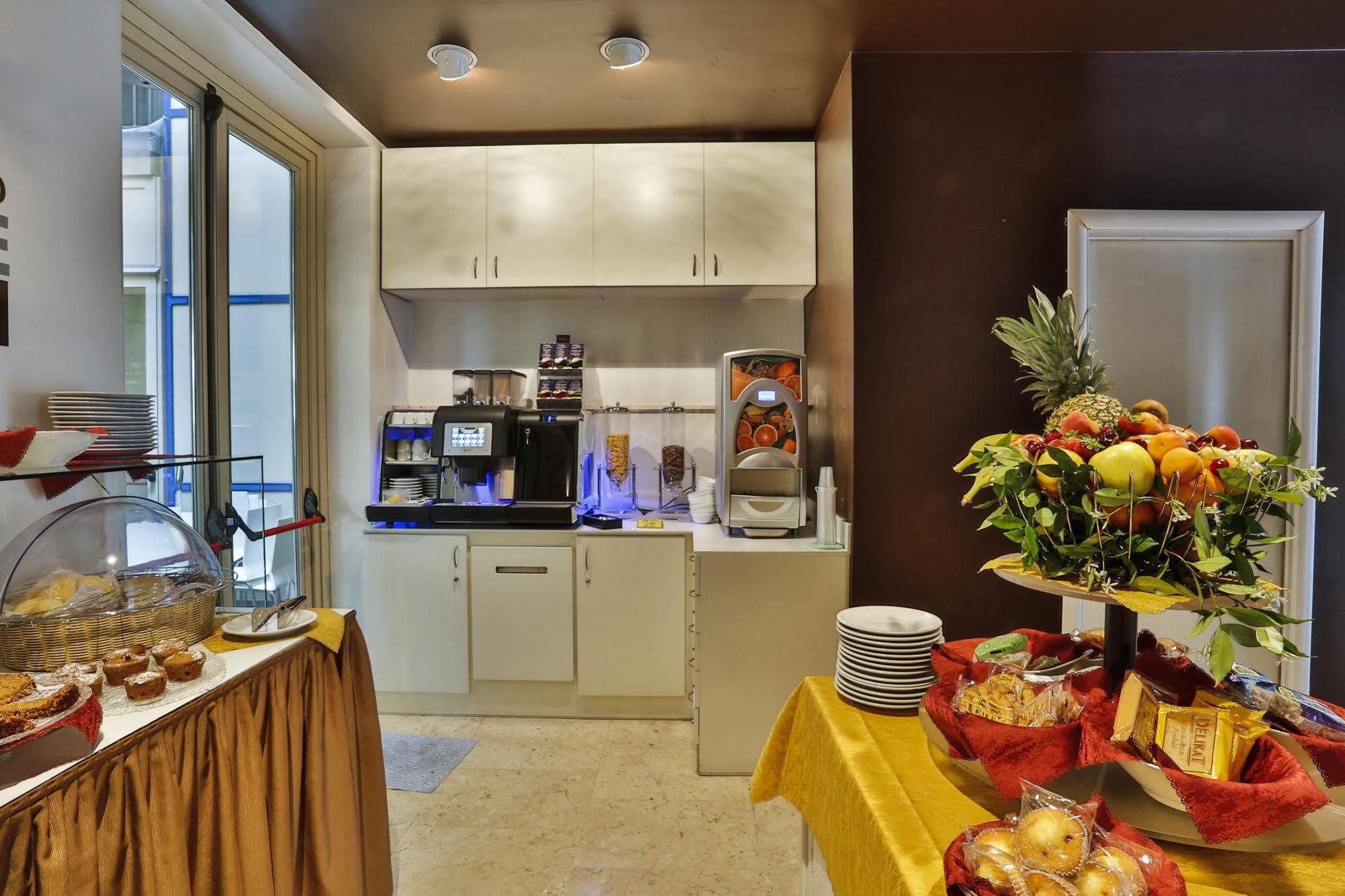 Hotel & Residence Torino Centro - Stazione Porta Susa Екстериор снимка